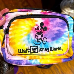 New without tags Disney Fanny Pouch tye-dye colors zippered compartments